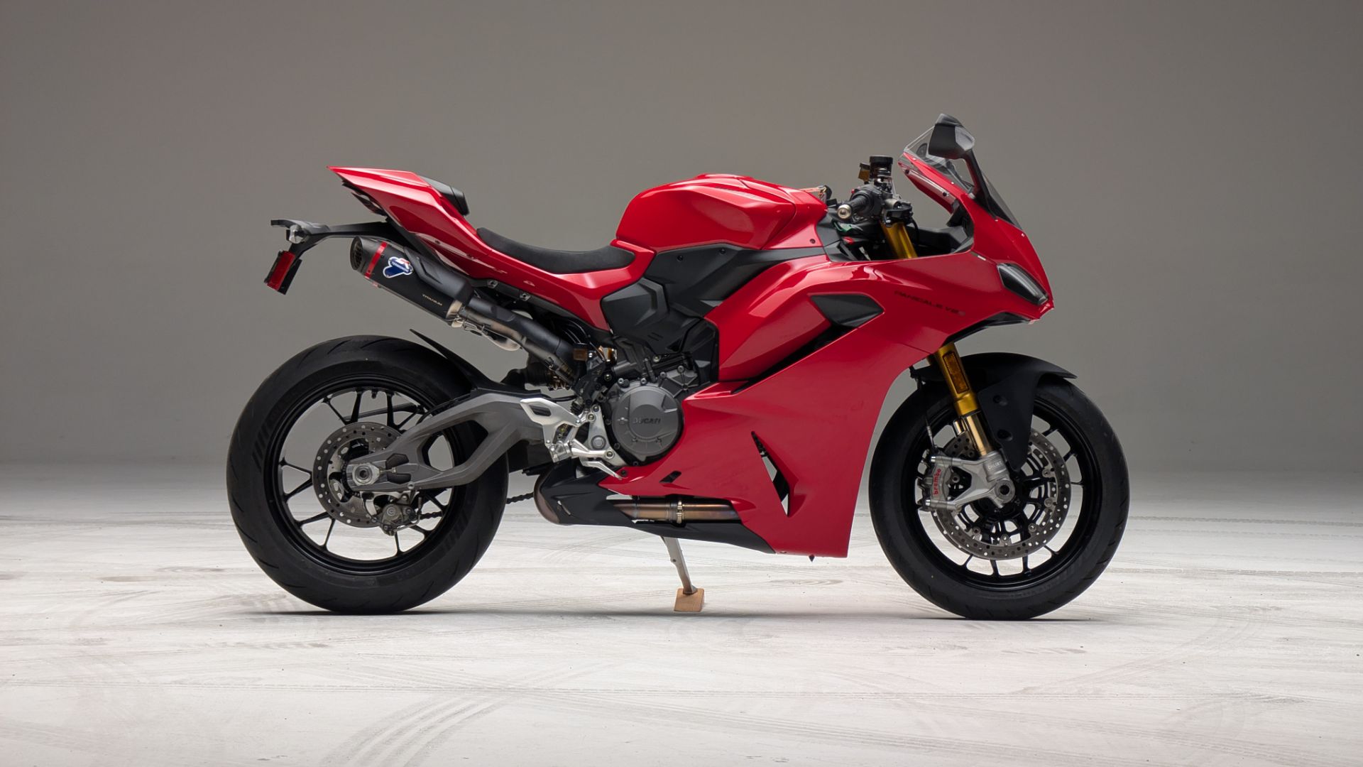 2025 Ducati Panigale V2 S in Portland, Oregon - Photo 9