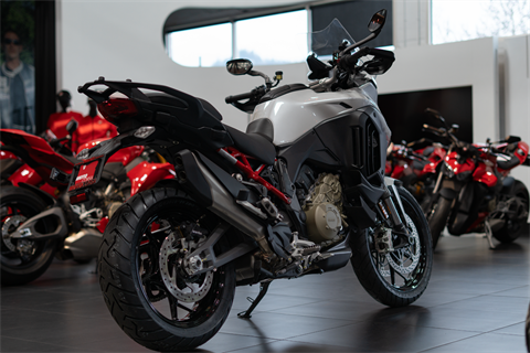 2026 Ducati Multistrada V4 S Travel & Radar in Portland, Oregon - Photo 6