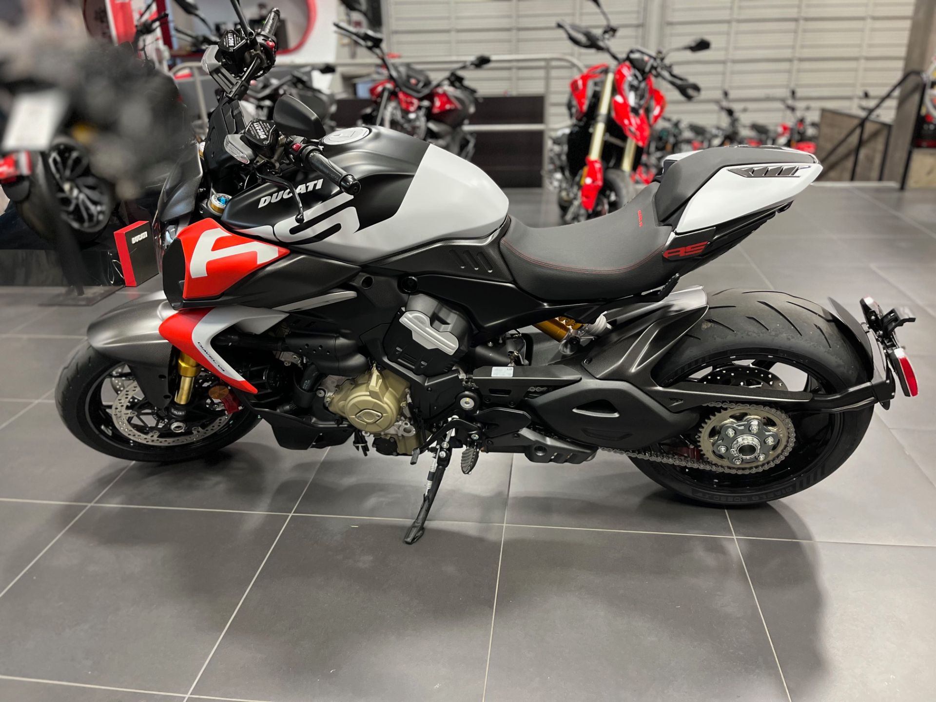 2026 Ducati Diavel V4 RS in Portland, Oregon - Photo 9