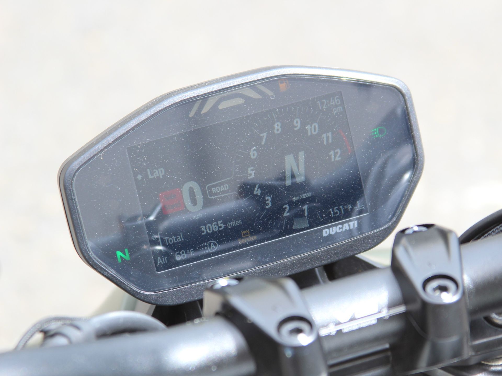 2024 Ducati Streetfighter V2 in Portland, Oregon - Photo 10