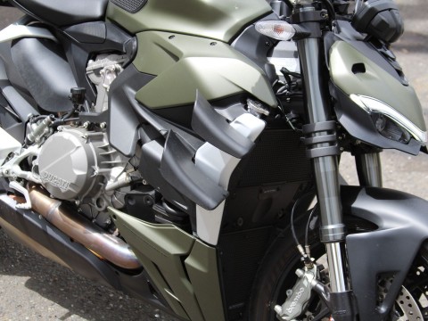 2024 Ducati Streetfighter V2 in Portland, Oregon - Photo 17