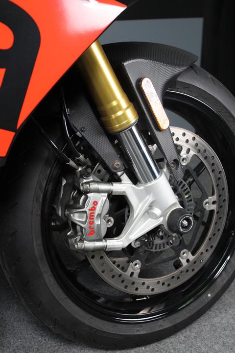 2017 Aprilia Tuono V4 1100 RR ABS in Portland, Oregon - Photo 9