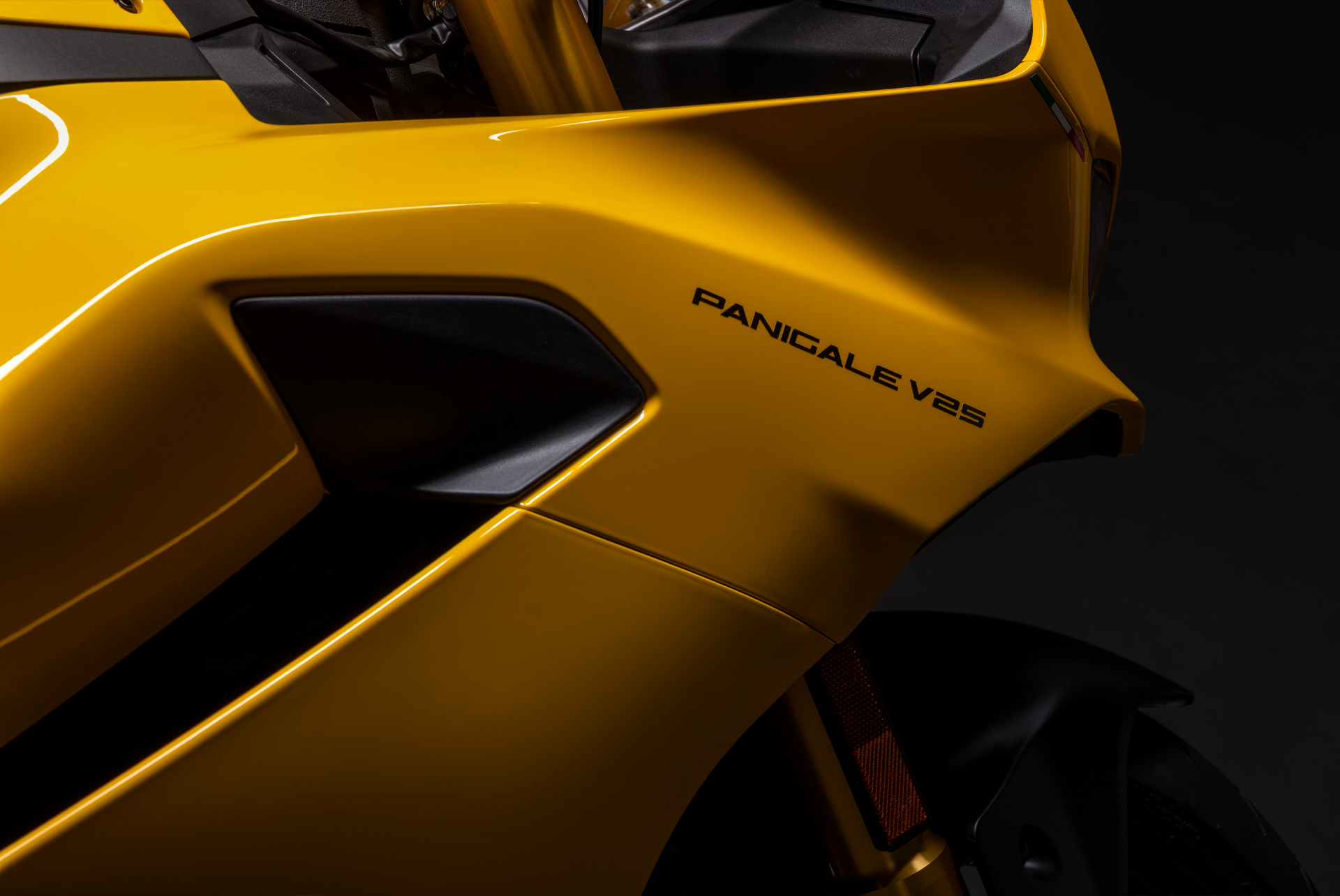 2026 Ducati Panigale V2S in Portland, Oregon - Photo 14