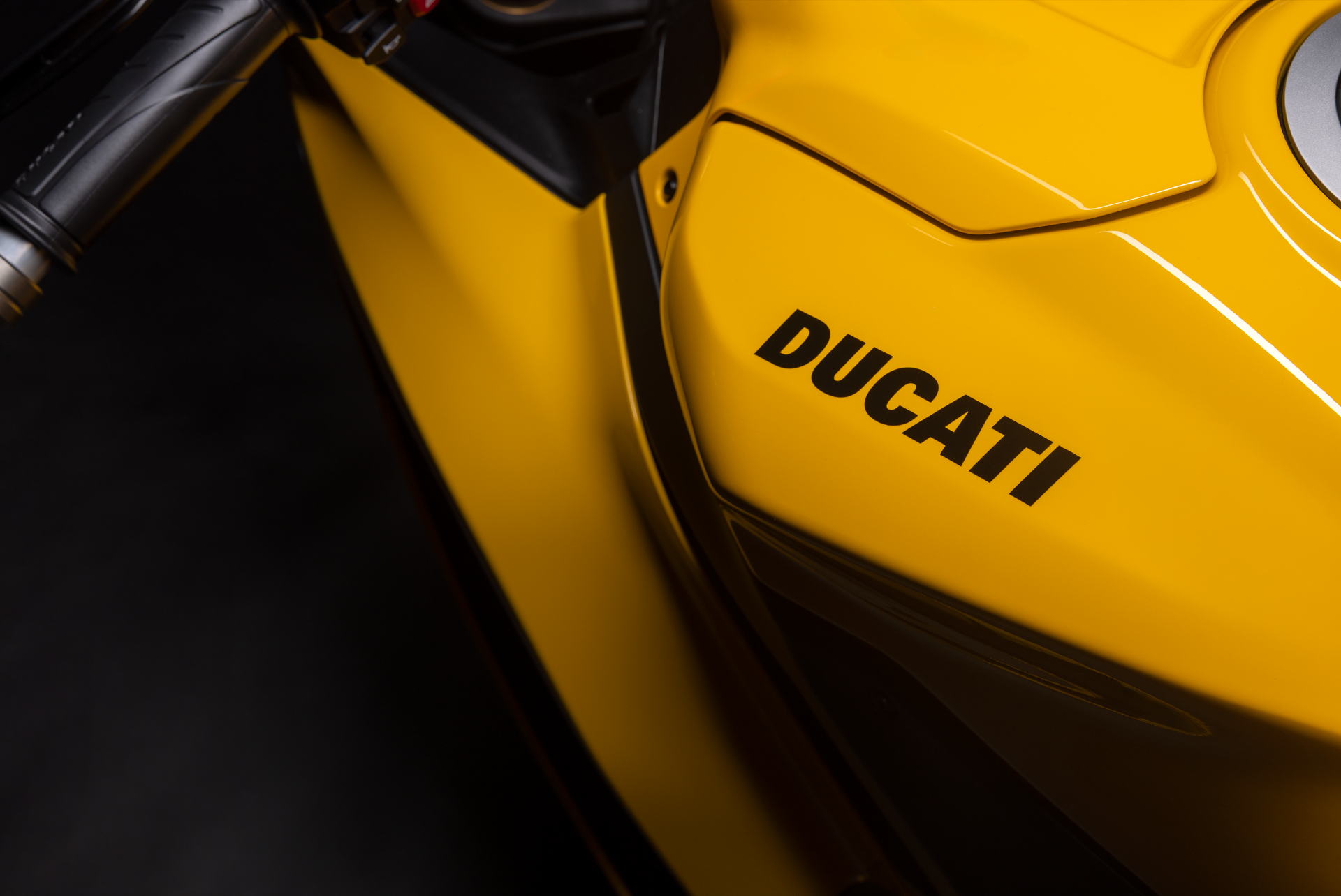 2026 Ducati Panigale V2S in Portland, Oregon - Photo 16