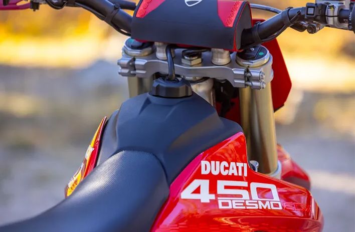 2026 Ducati Desmo450 EDX in Portland, Oregon - Photo 7