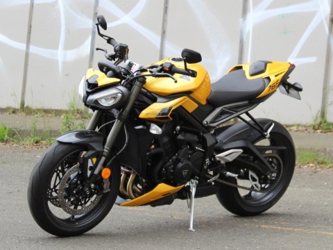 2024 Triumph Street Triple 765 RS in Portland, Oregon - Photo 2