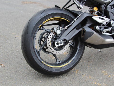 2024 Triumph Street Triple 765 RS in Portland, Oregon - Photo 8