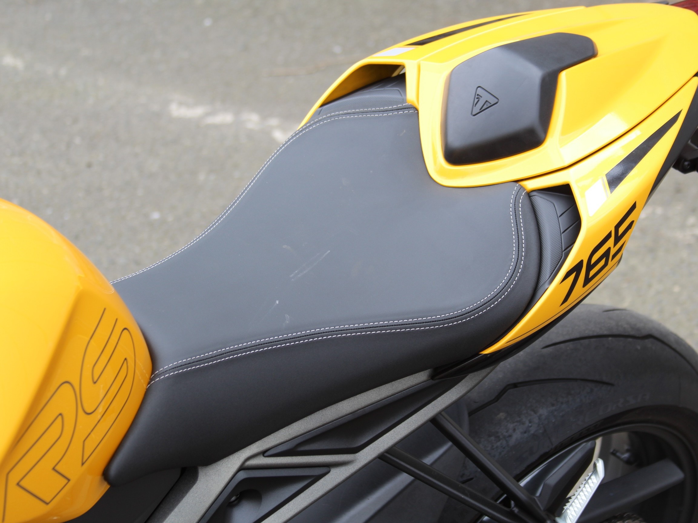 2024 Triumph Street Triple 765 RS in Portland, Oregon - Photo 14