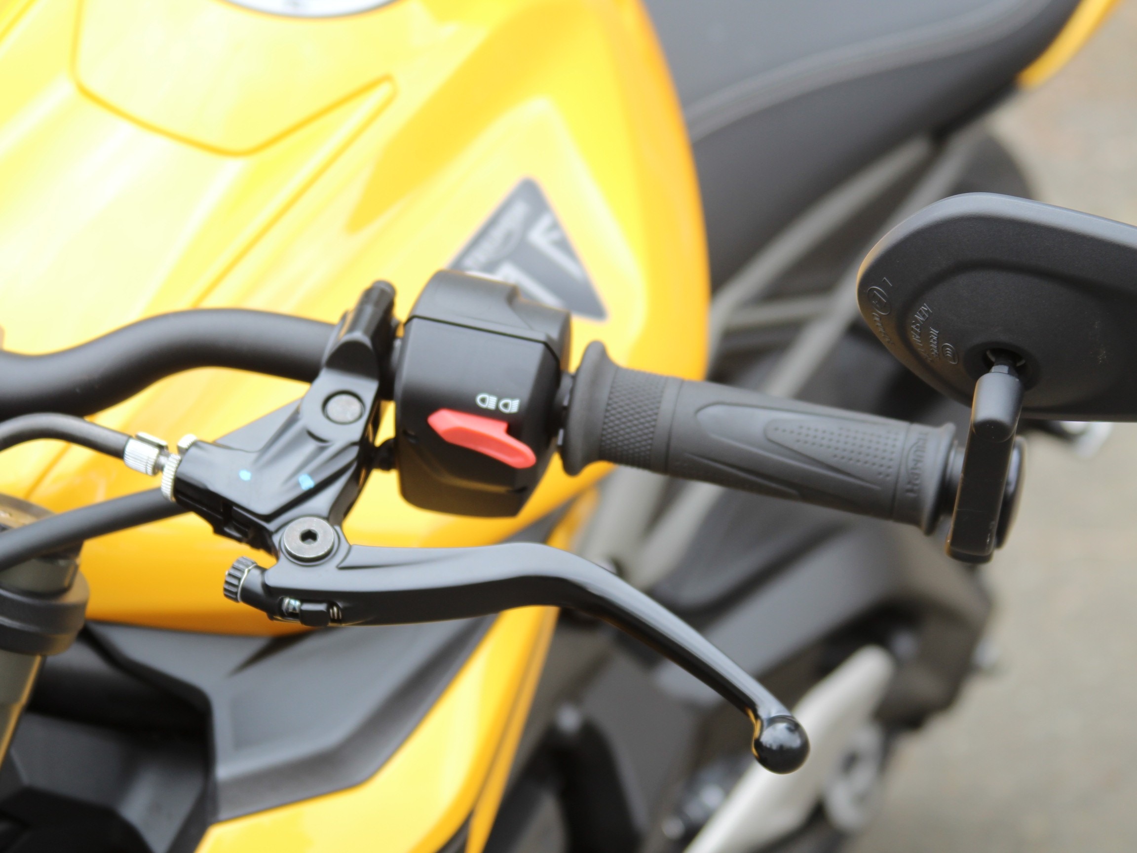 2024 Triumph Street Triple 765 RS in Portland, Oregon - Photo 17