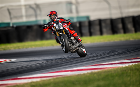 2026 Ducati Hypermotard V2 SP in Portland, Oregon - Photo 7