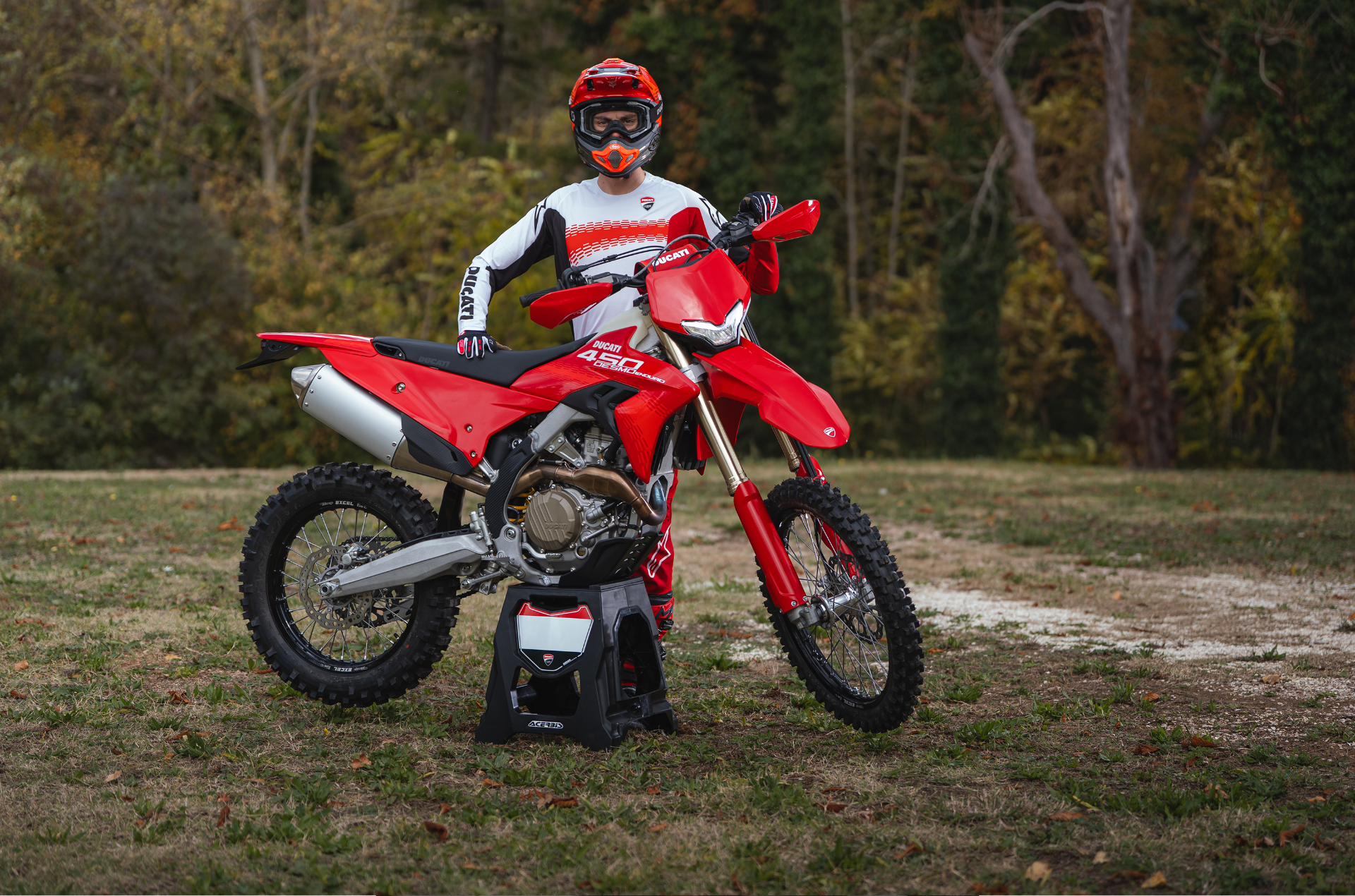 2026 Ducati Desmo450 Enduro in Portland, Oregon - Photo 6