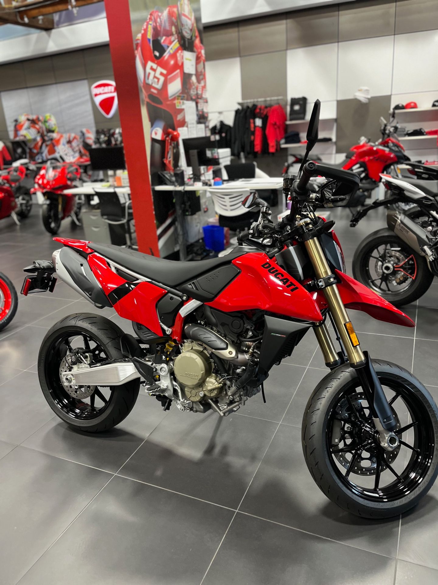 2026 Ducati Hypermotard 698 Mono in Portland, Oregon - Photo 3