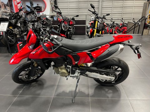 2026 Ducati Hypermotard 698 Mono in Portland, Oregon - Photo 11