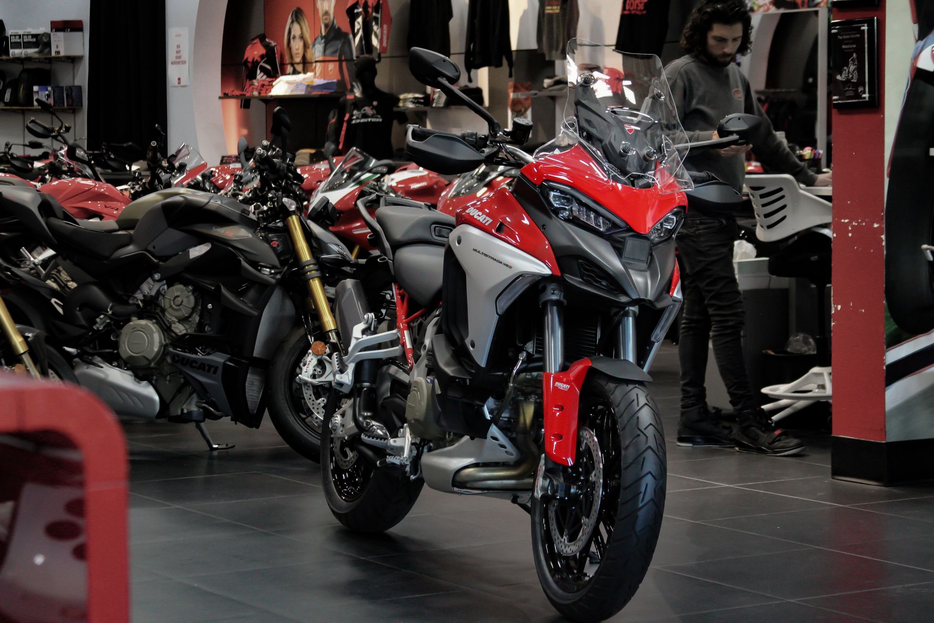 2024 Ducati Multistrada V4 S Travel & Radar in Portland, Oregon - Photo 16