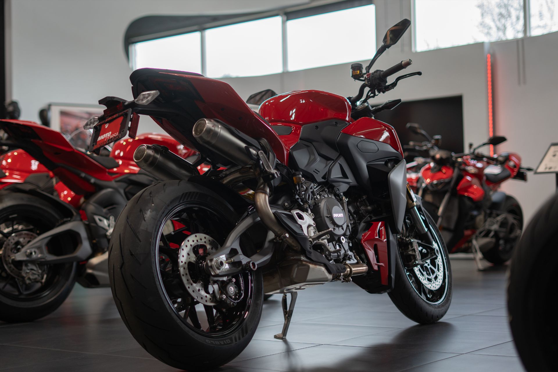 2026 Ducati Streetfighter V2 in Portland, Oregon - Photo 8