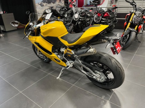 2026 Ducati Panigale V2 S in Portland, Oregon - Photo 10