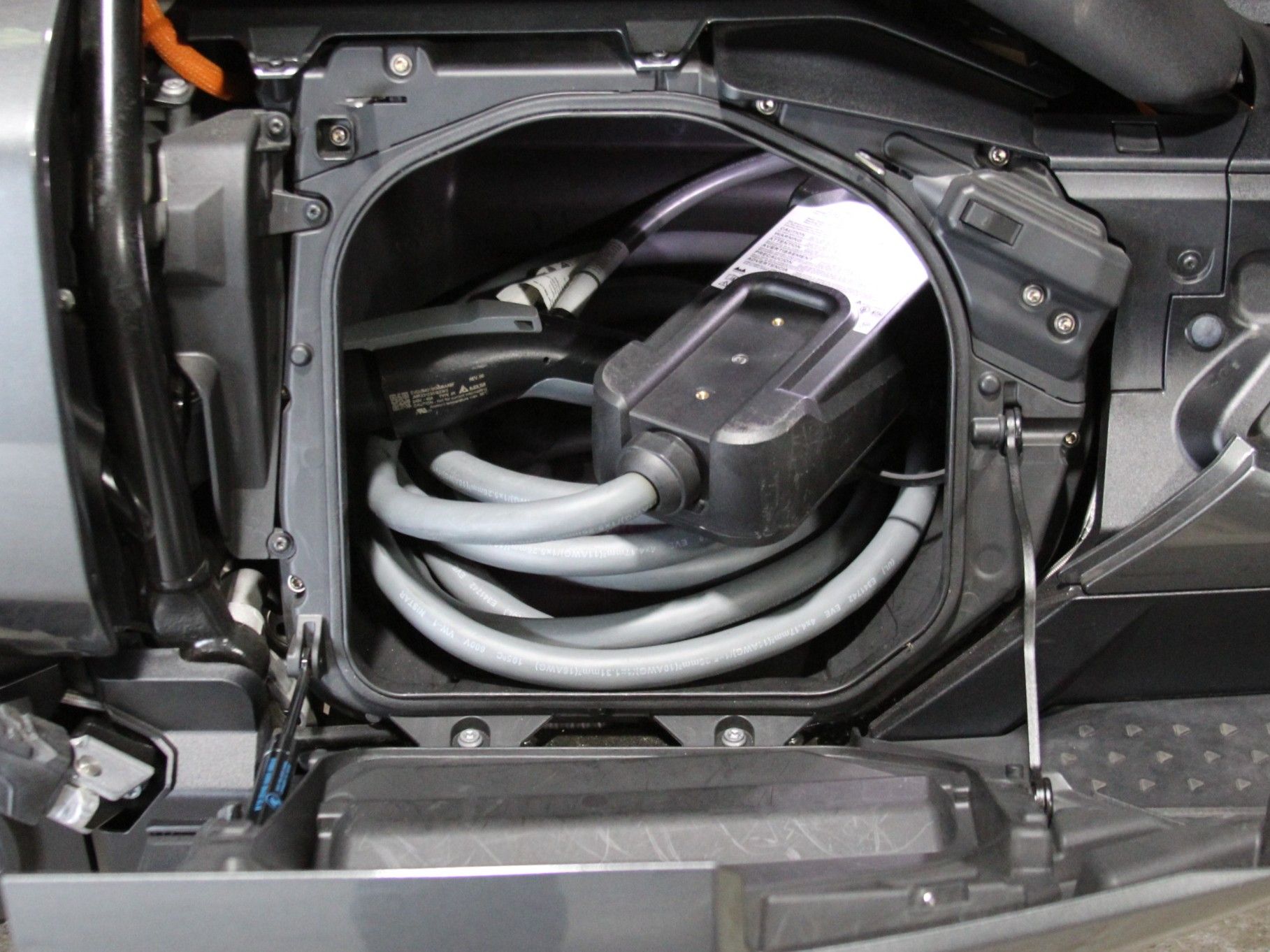 2023 BMW CE 04 in Portland, Oregon - Photo 9