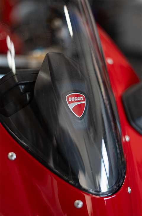 2025 Ducati PANIGALE V2S in Portland, Oregon - Photo 3