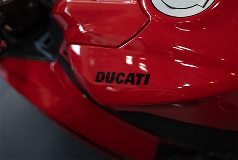 2025 Ducati PANIGALE V2S in Portland, Oregon - Photo 11
