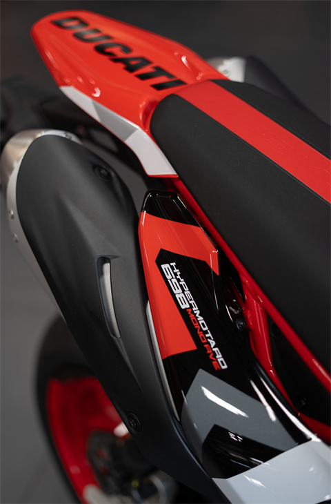 2025 Ducati Hypermotard 698 Mono RVE in Portland, Oregon - Photo 10
