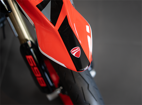 2025 Ducati Hypermotard 698 Mono RVE in Portland, Oregon - Photo 2