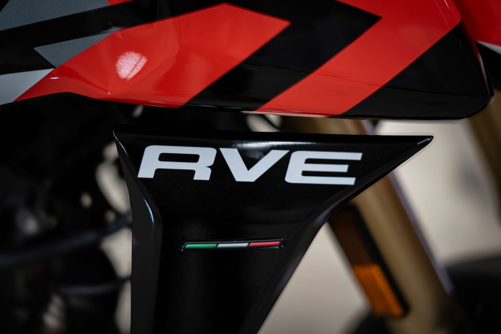 2025 Ducati Hypermotard 698 Mono RVE in Portland, Oregon - Photo 7