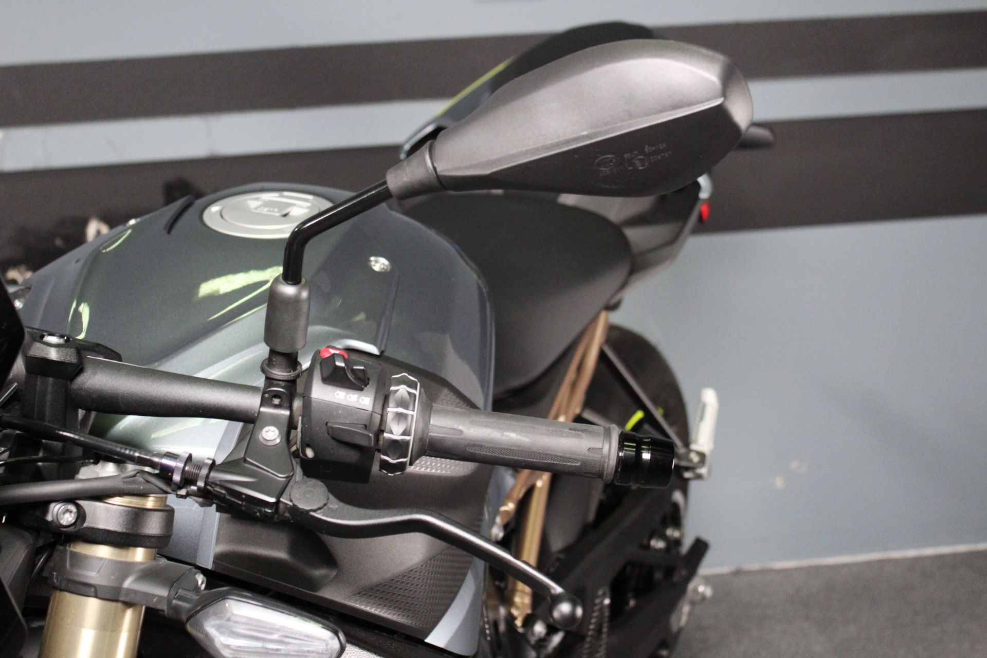 2023 BMW S 1000 R in Portland, Oregon - Photo 10