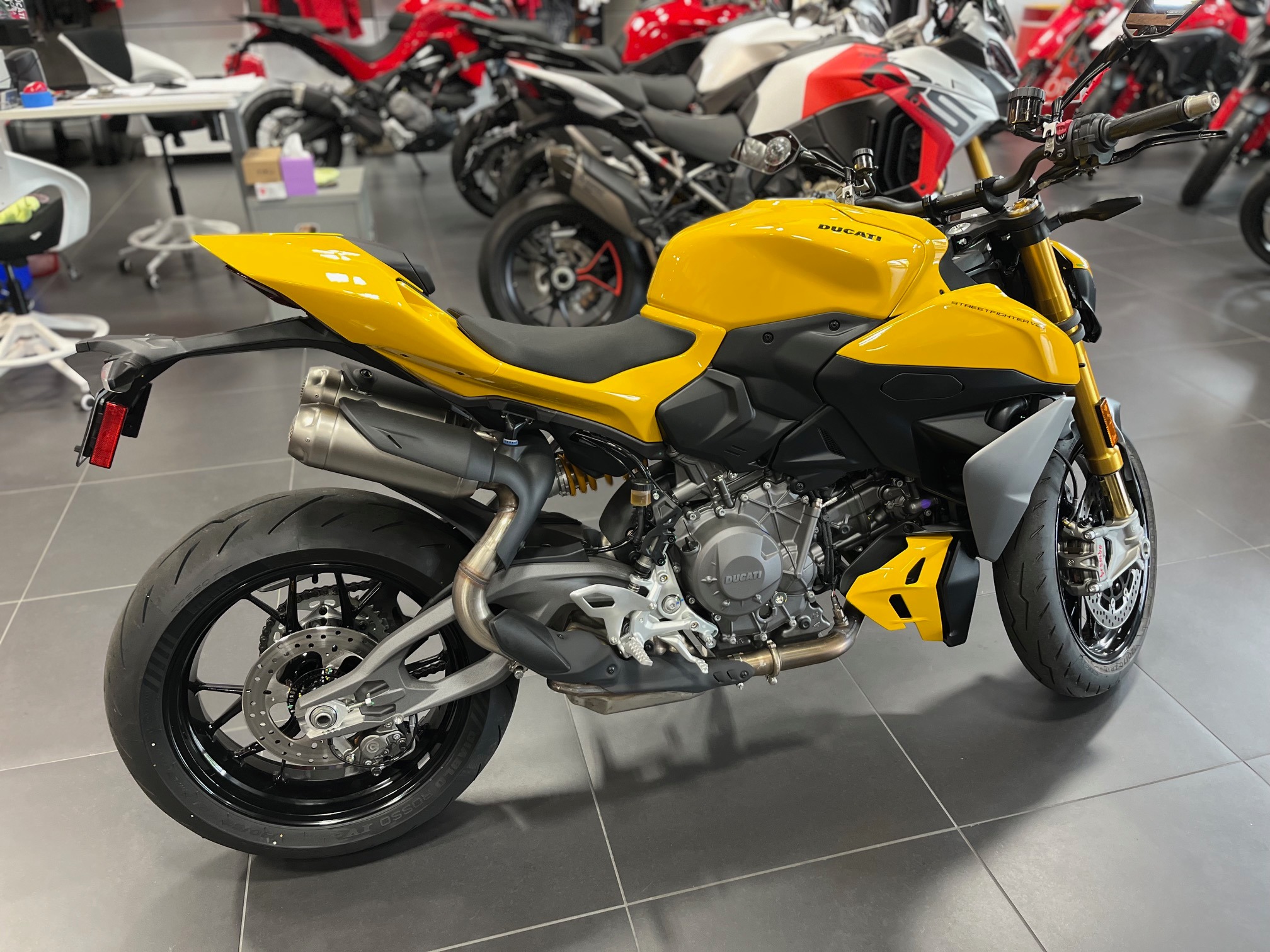 2026 Ducati Streetfighter V2 S in Portland, Oregon - Photo 4
