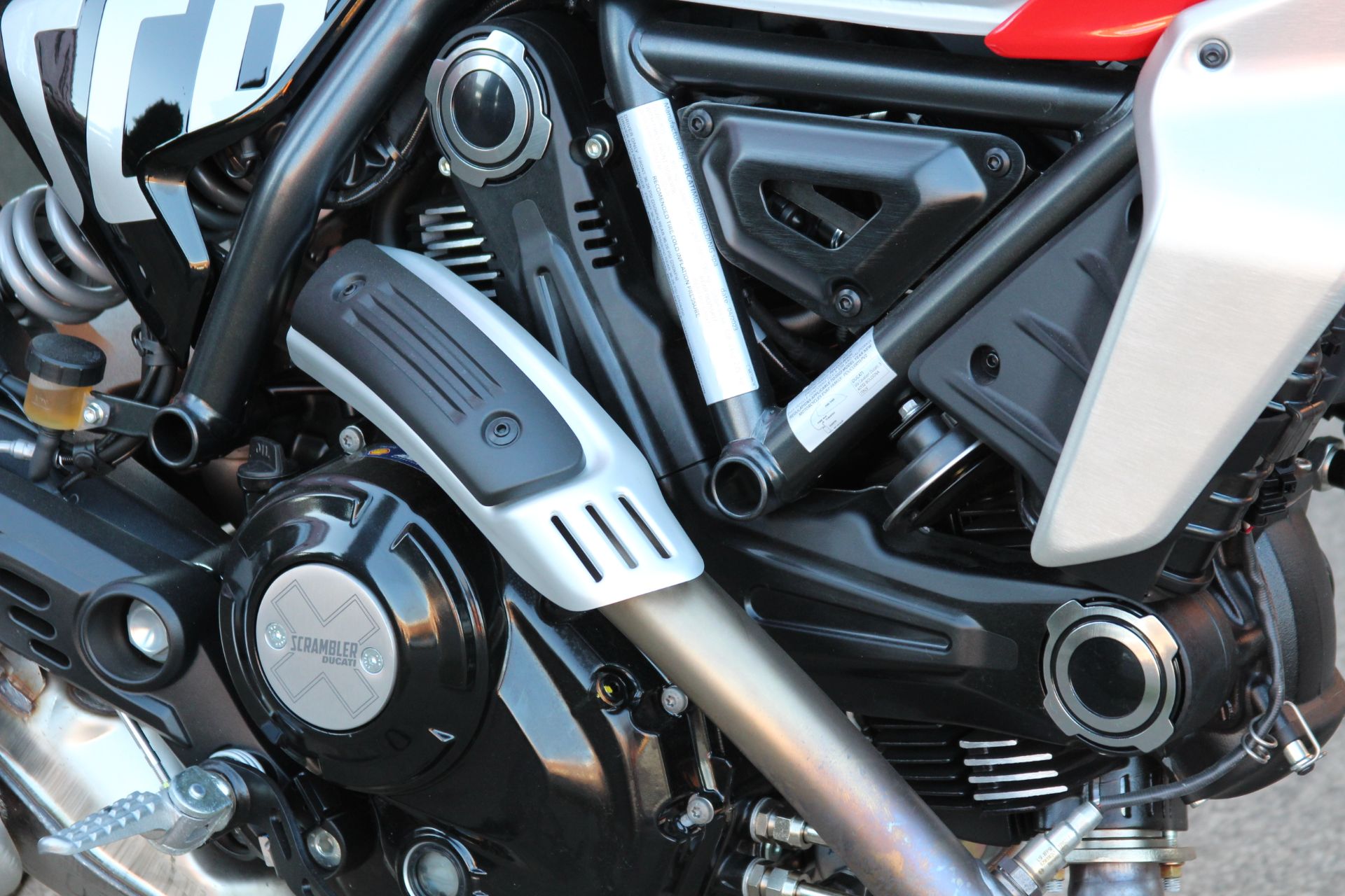 2023 Ducati Scrambler Icon in Portland, Oregon - Photo 7