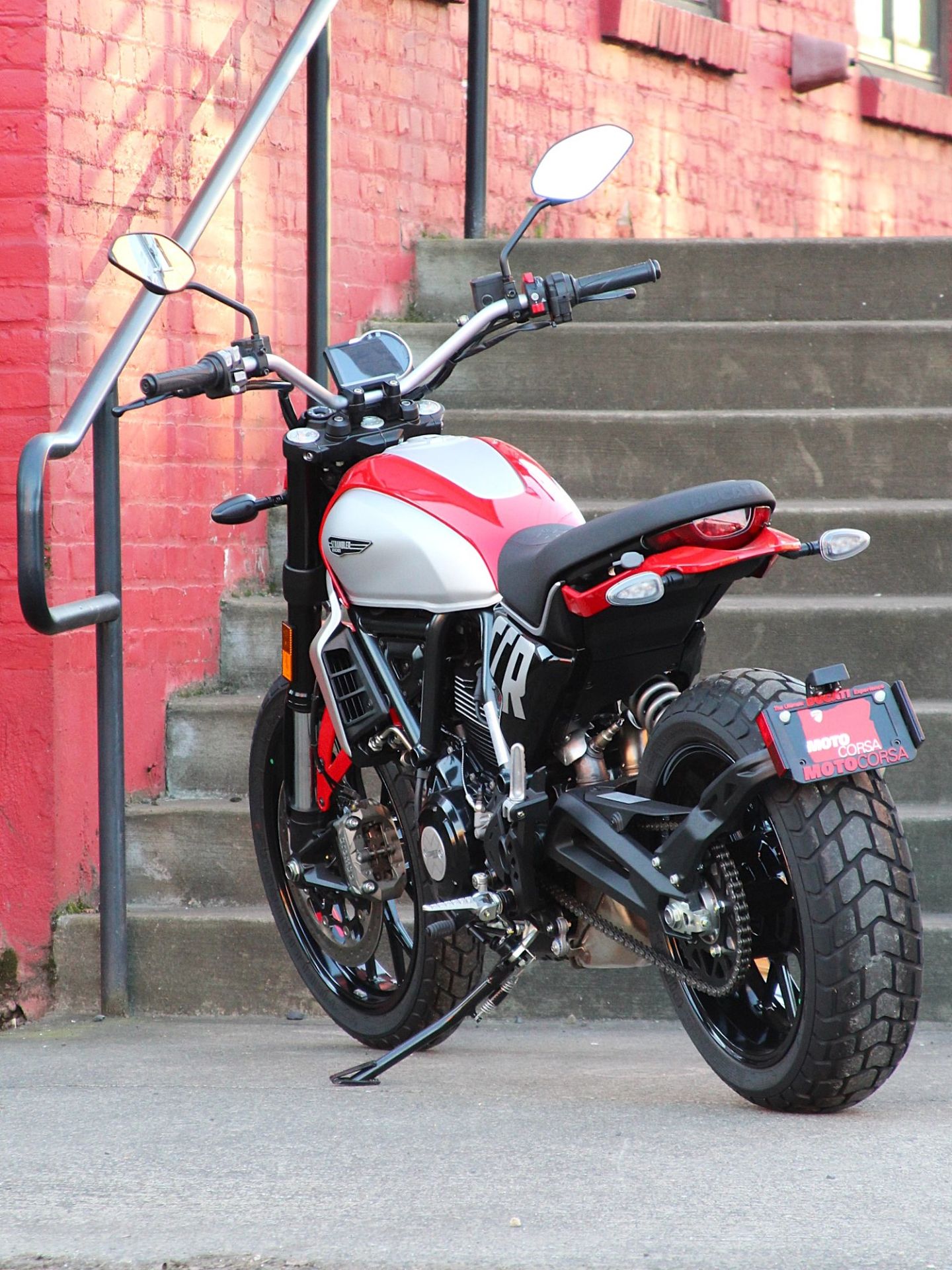 2023 Ducati Scrambler Icon in Portland, Oregon - Photo 2