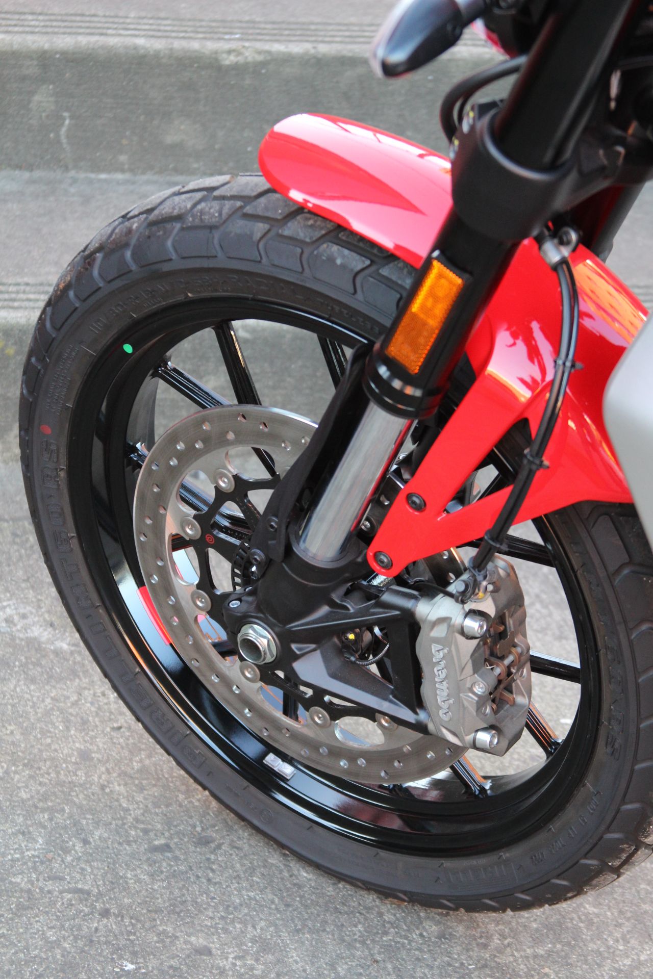 2023 Ducati Scrambler Icon in Portland, Oregon - Photo 6