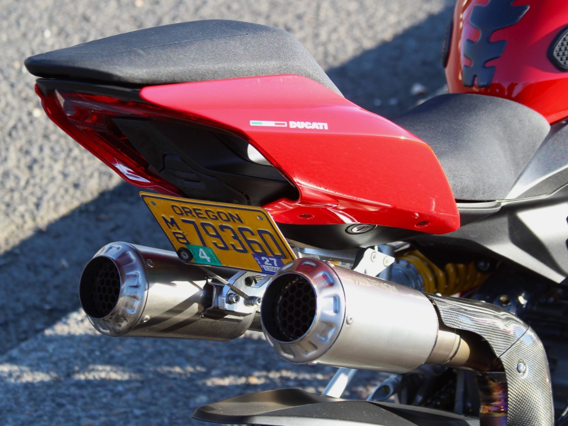 2025 Ducati Panigale V2 in Portland, Oregon - Photo 12