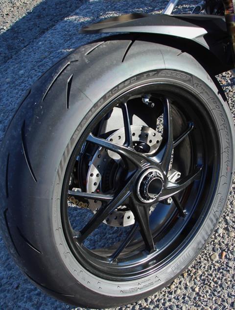 2025 Ducati Panigale V2 in Portland, Oregon - Photo 13