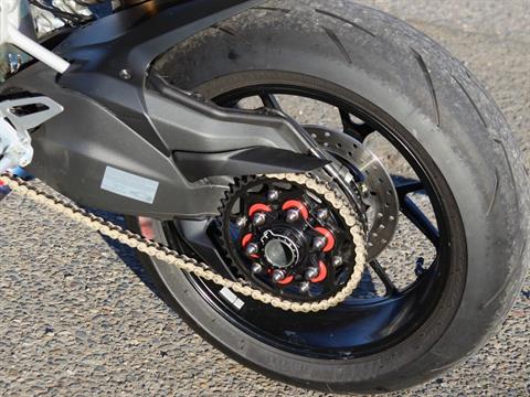 2025 Ducati Panigale V2 in Portland, Oregon - Photo 14