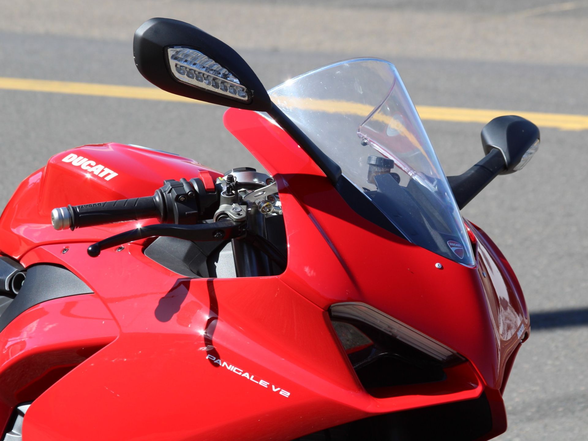 2025 Ducati Panigale V2 in Portland, Oregon - Photo 3
