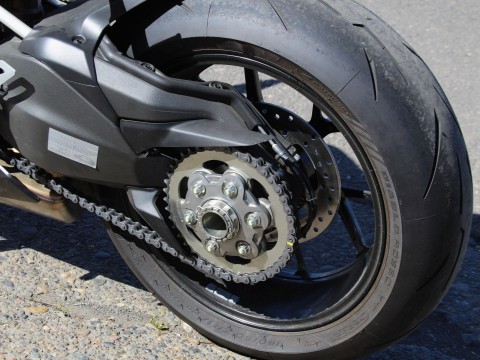 2025 Ducati Panigale V2 in Portland, Oregon - Photo 12