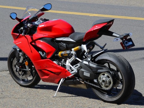 2025 Ducati Panigale V2 in Portland, Oregon - Photo 2