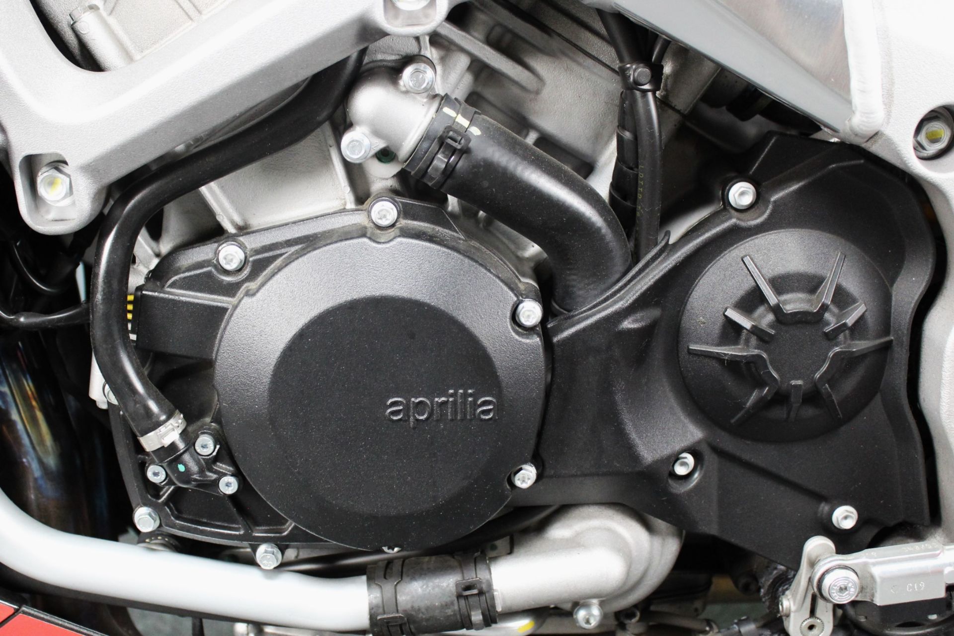 2019 Aprilia Tuono V4 Factory 1100 ABS in Portland, Oregon - Photo 14