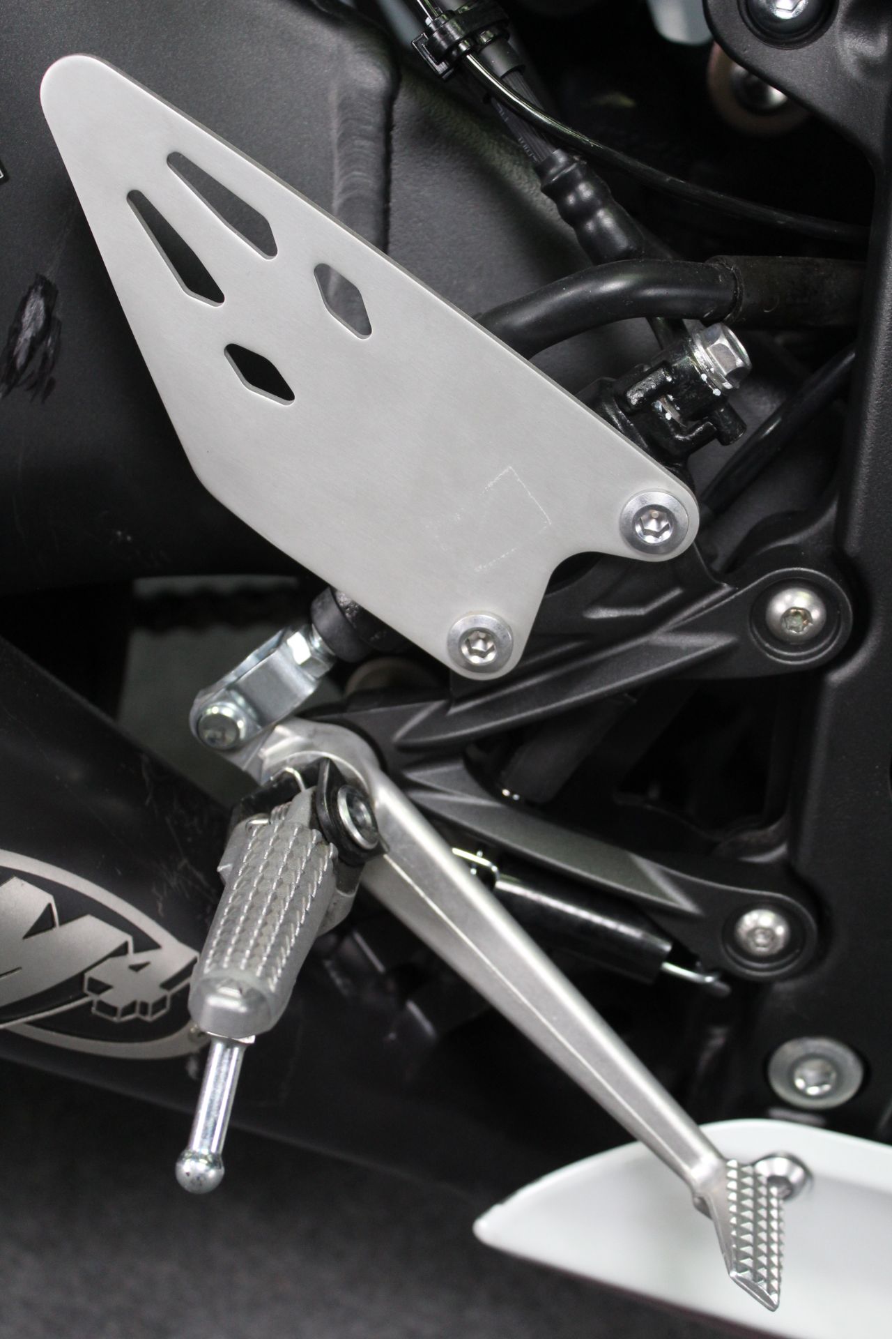 2024 Kawasaki Ninja ZX-6R in Portland, Oregon - Photo 10