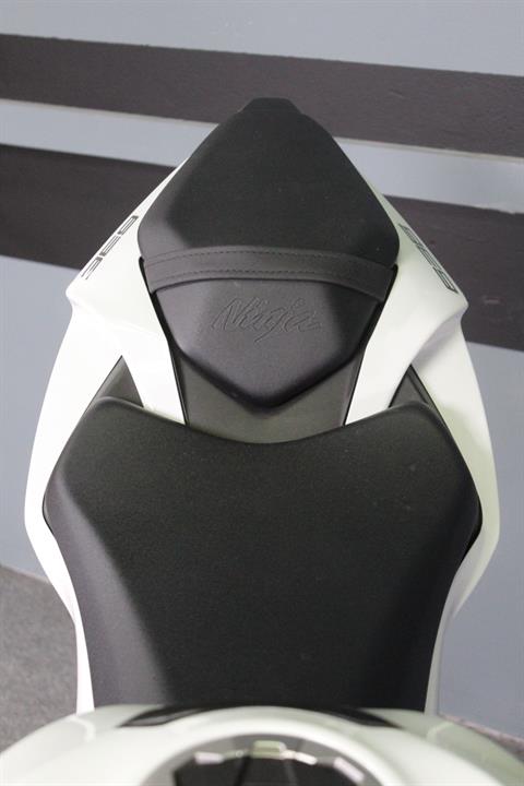 2024 Kawasaki Ninja ZX-6R in Portland, Oregon - Photo 14