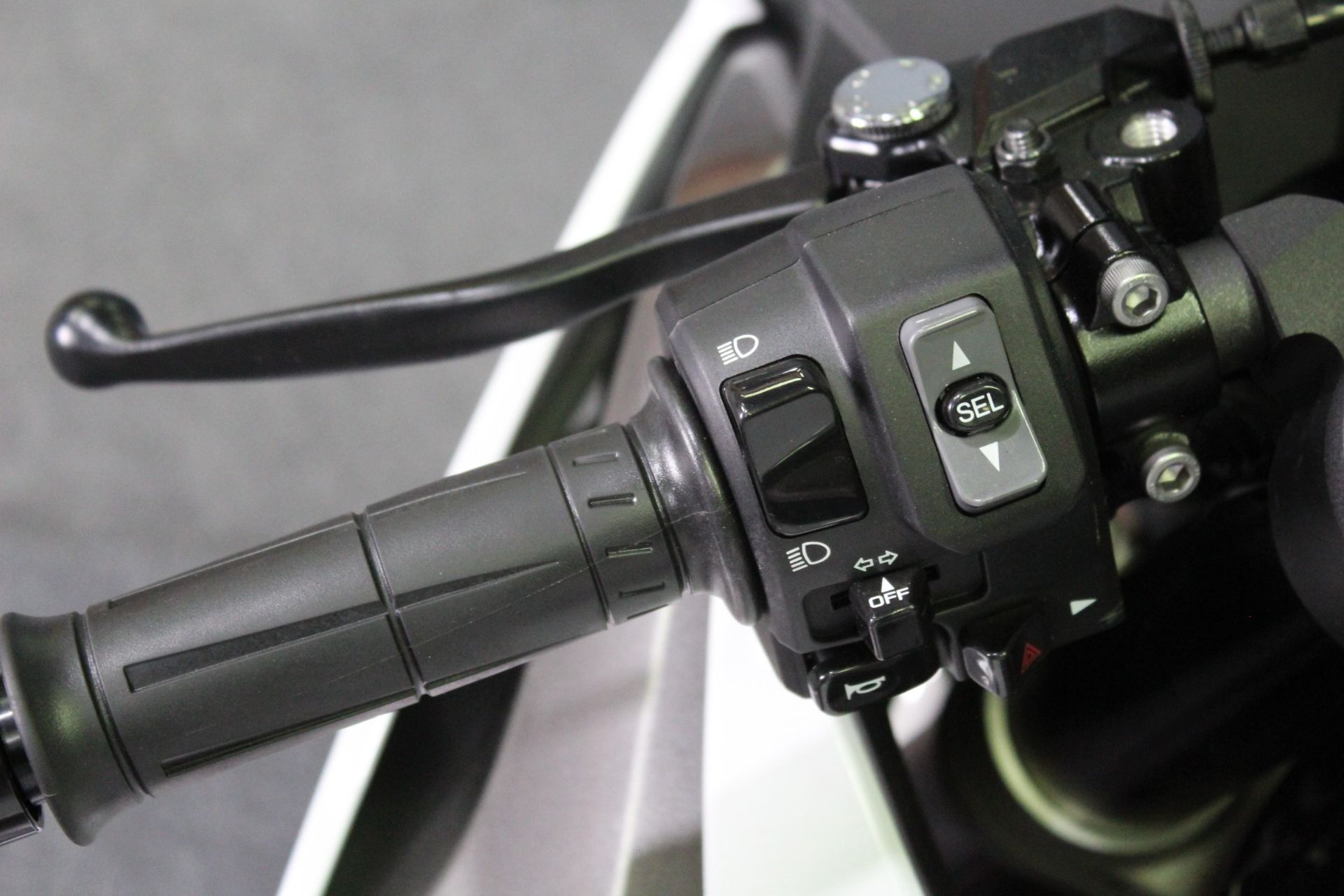2024 Kawasaki Ninja ZX-6R in Portland, Oregon - Photo 7