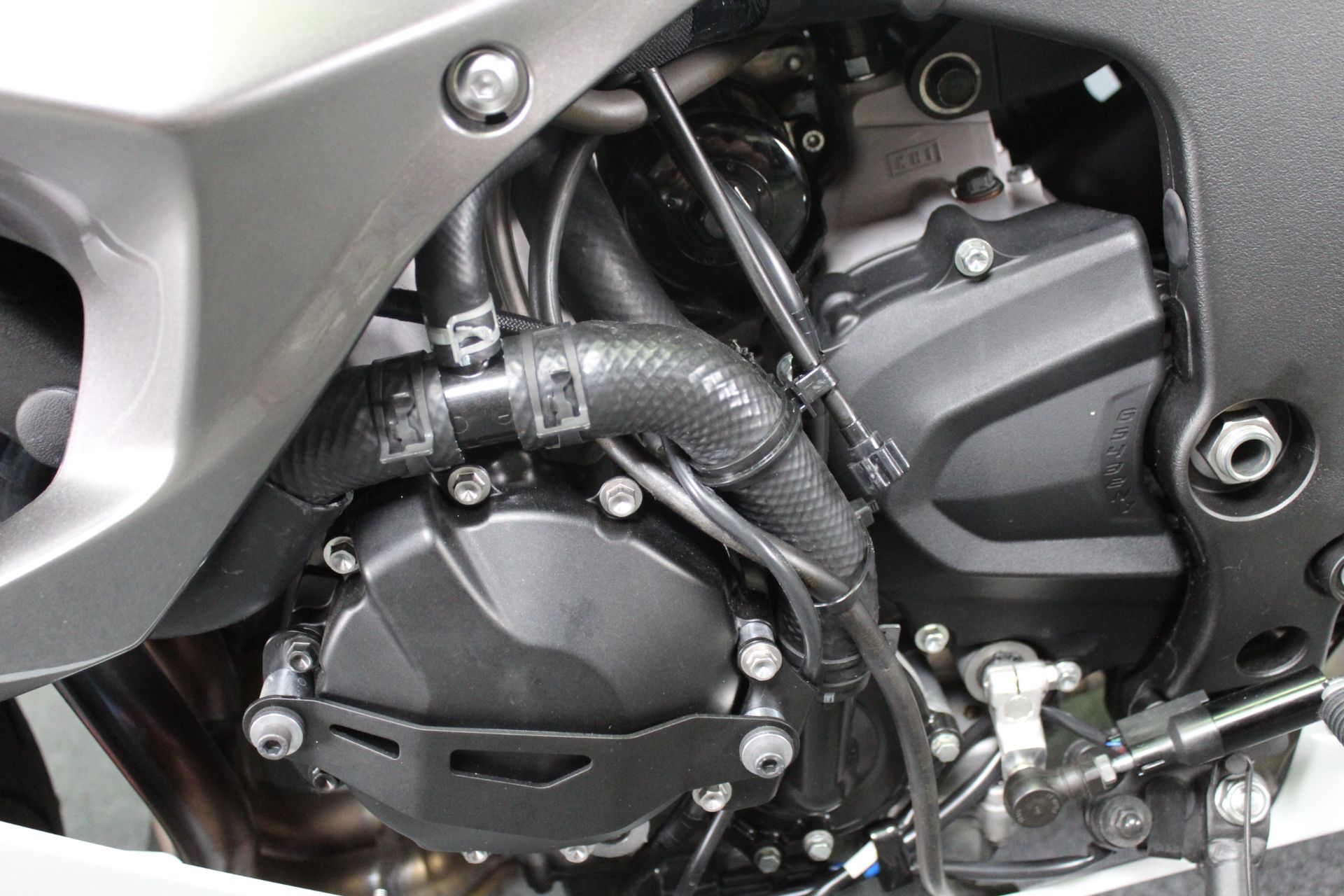 2024 Kawasaki Ninja ZX-6R in Portland, Oregon - Photo 9