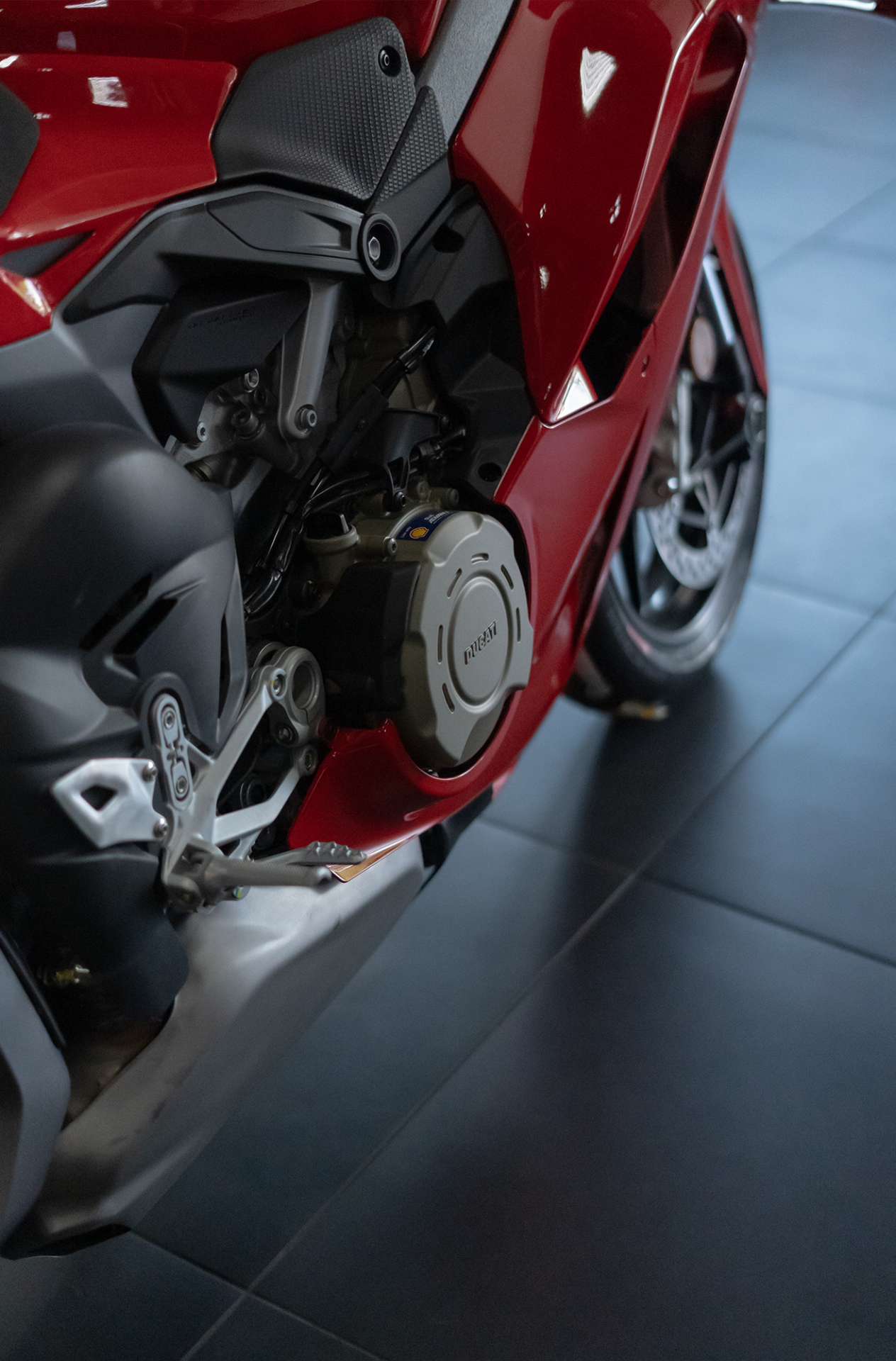 2025 Ducati Panigale V4 in Portland, Oregon - Photo 9