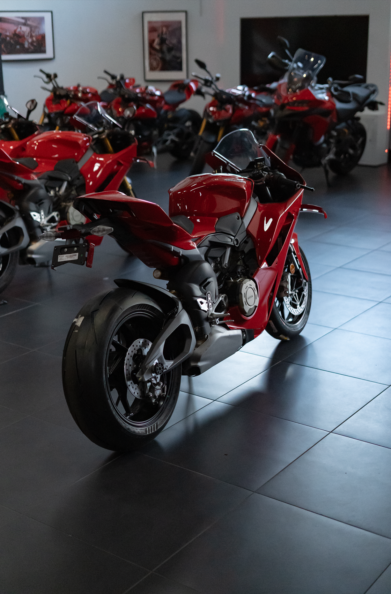 2025 Ducati Panigale V4 in Portland, Oregon - Photo 12