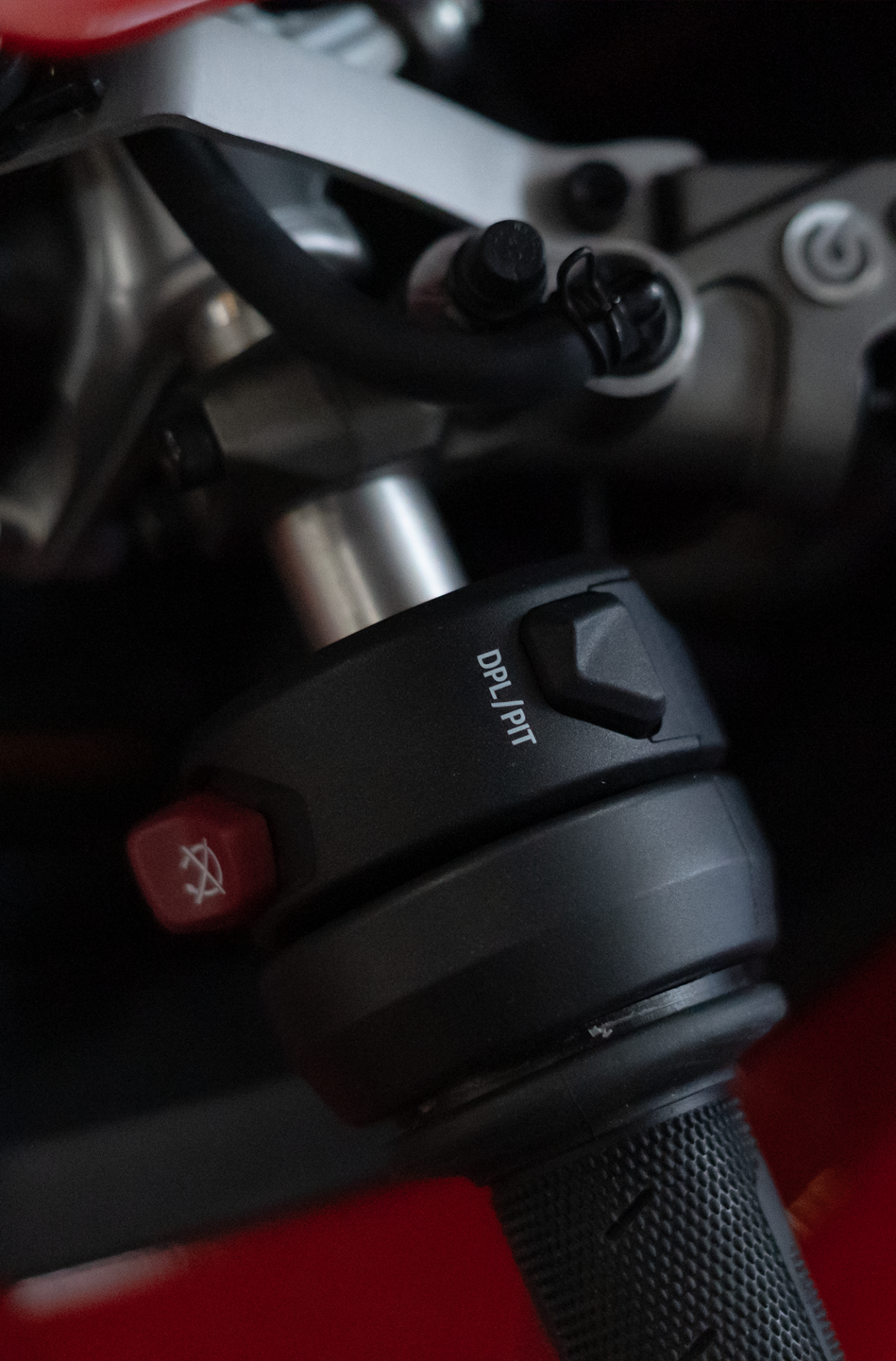 2025 Ducati Panigale V4 in Portland, Oregon - Photo 6
