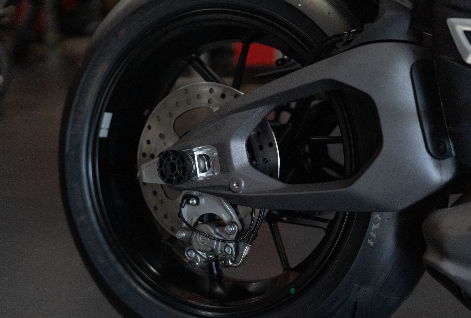 2025 Ducati Panigale V4 in Portland, Oregon - Photo 8