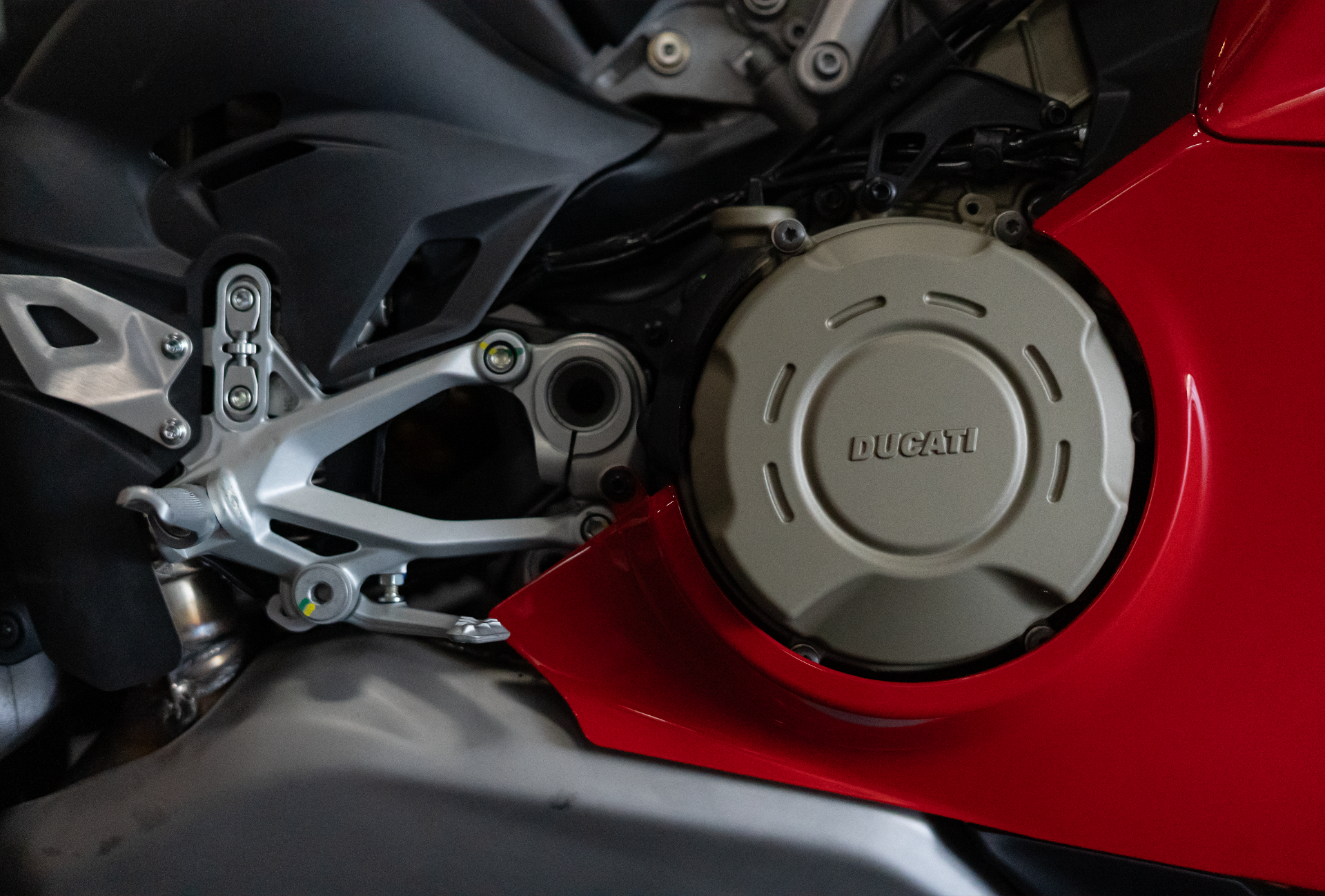2025 Ducati Panigale V4 in Portland, Oregon - Photo 10