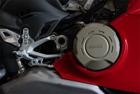 2025 Ducati Panigale V4 in Portland, Oregon - Photo 10