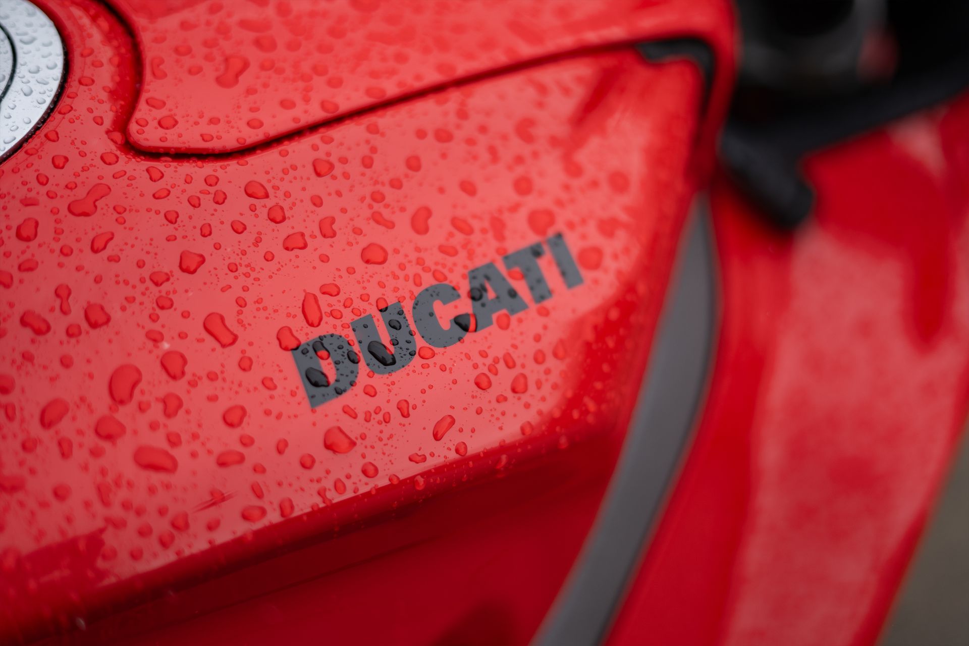 2025 Ducati Panigale V4 in Portland, Oregon - Photo 9