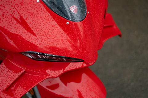2025 Ducati Panigale V4 in Portland, Oregon - Photo 12